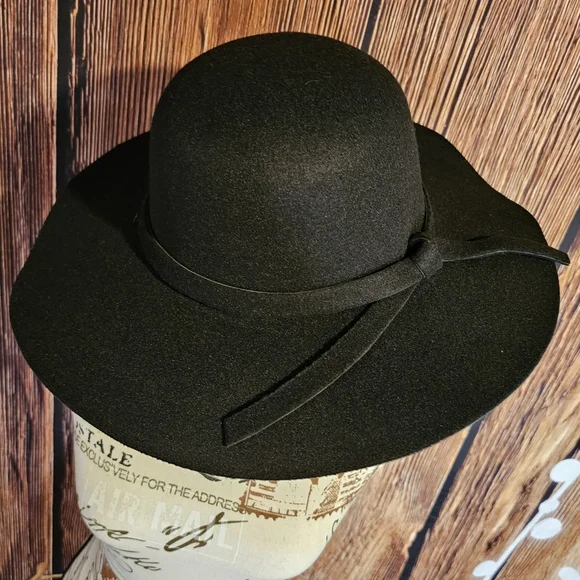 Wide Brimmed Foldable Retro Hat - Picture 1 of 7